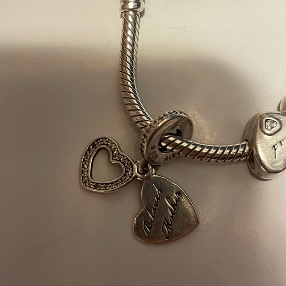 Pandora bracelet - Picture 3 of 7